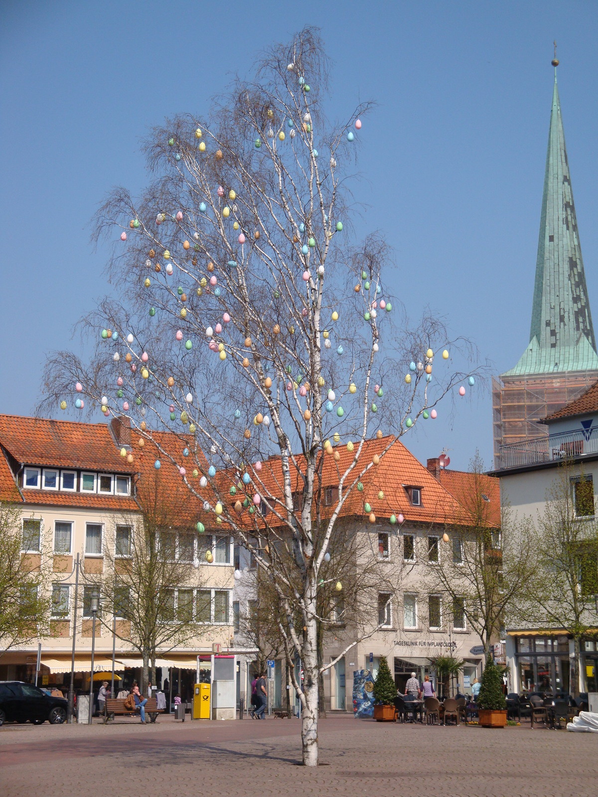 Uelzen Easter Egg Tree